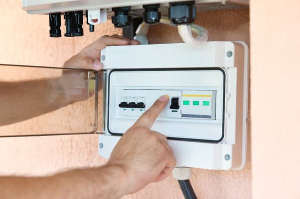 Un apoyo con algunas de las protecciones de tus sistemas FV