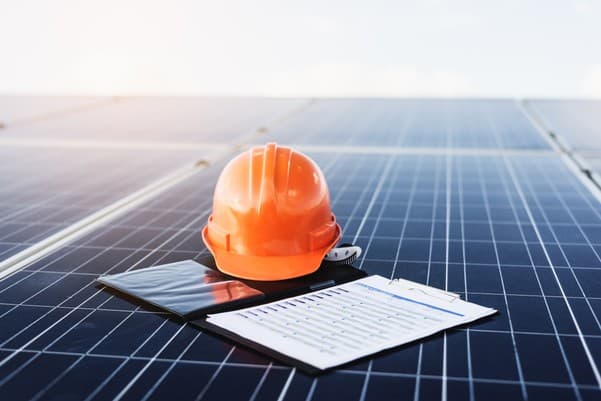 ¿Existe una norma técnica en Colombia para instalaciones FV?